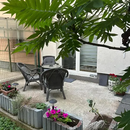 Apartman Airport *